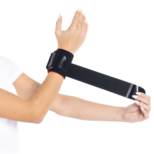 Stabilizator-nadgarstka-MSupport-Red-MSR300-2-nowoczesnysport.png